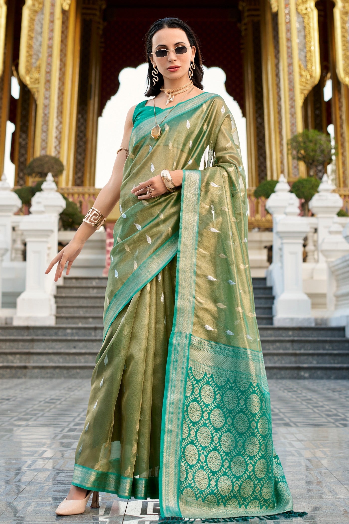 Royal Rama Tissues Silk Zari Booti Woven Saree