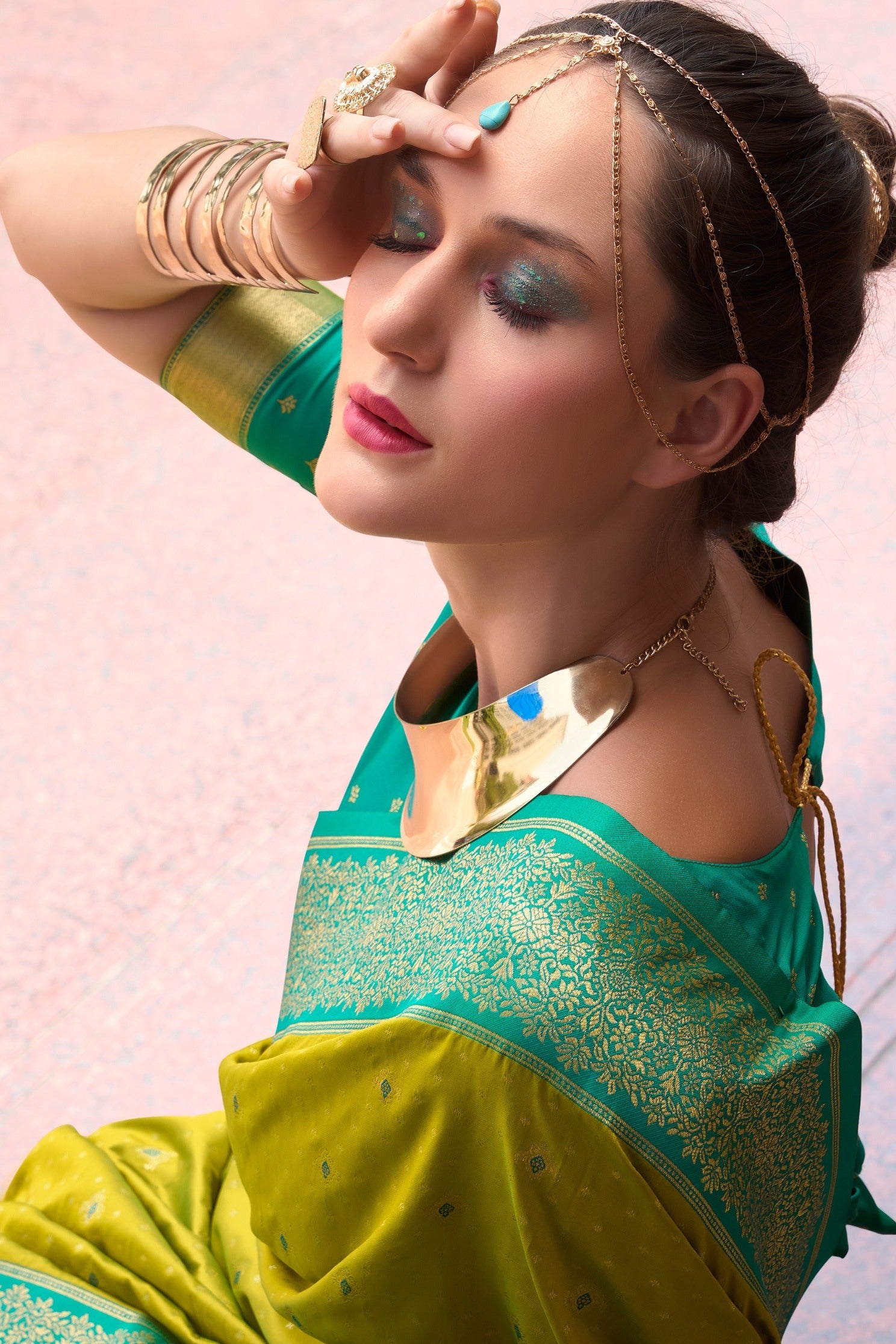 Apollo Mendi  Pure Soft Banarasi Silk Zari Woven Saree