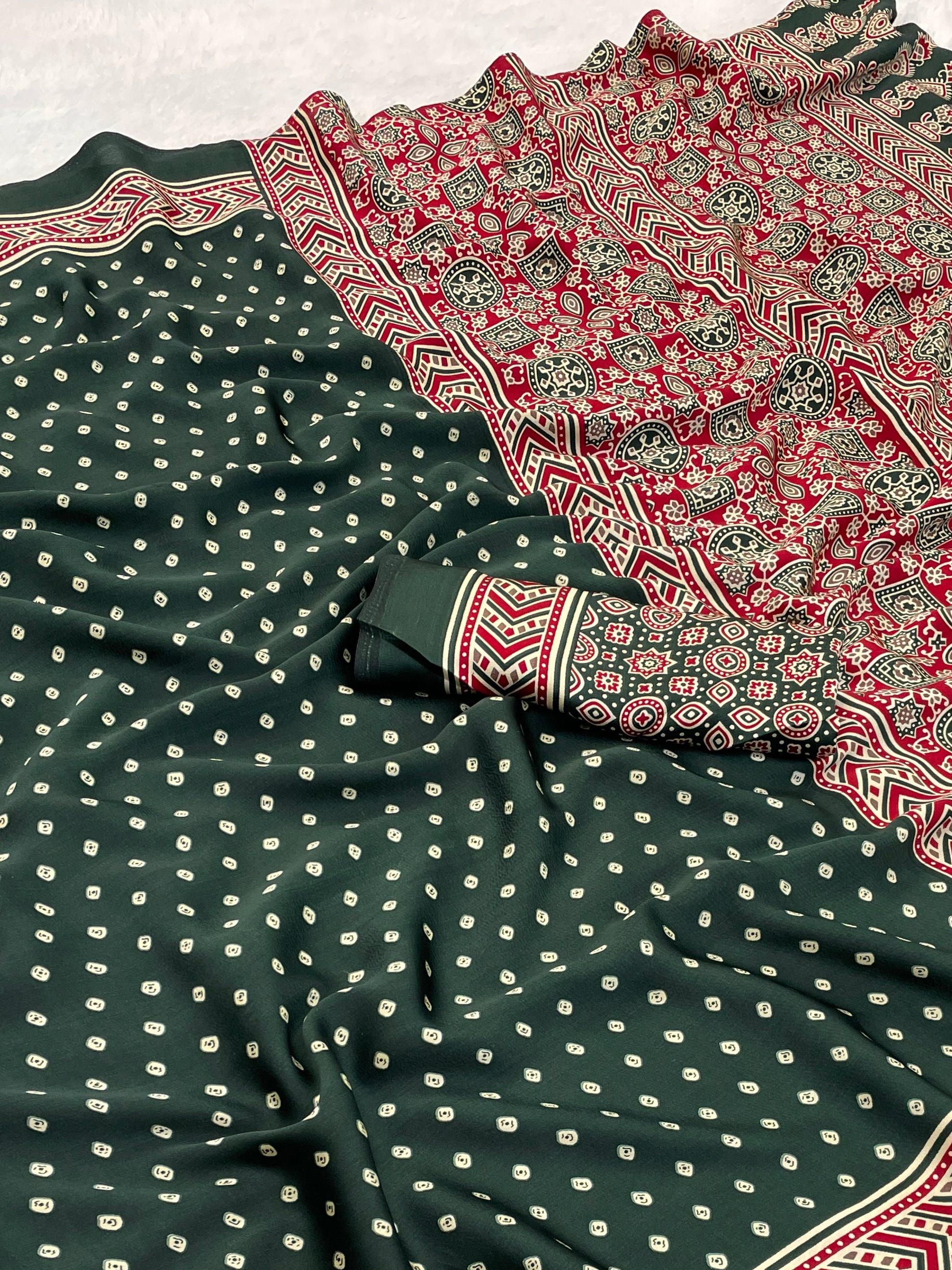 Gajal Green Modal Silk Bandhani With Ajrakh Natural Print Saree