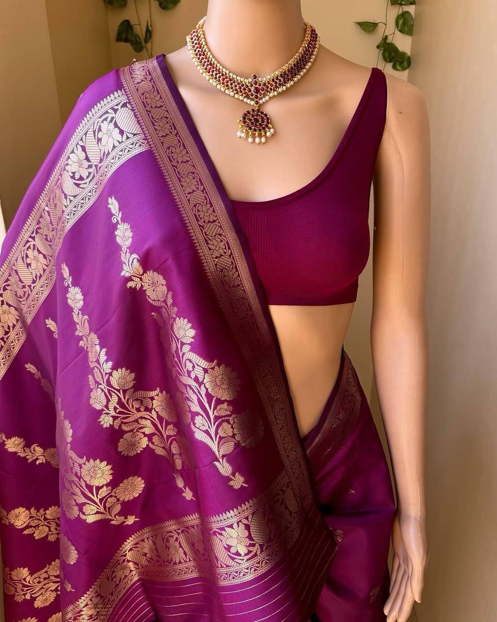 Enchanting Violet Soft Lichi Silk Weaving Saree