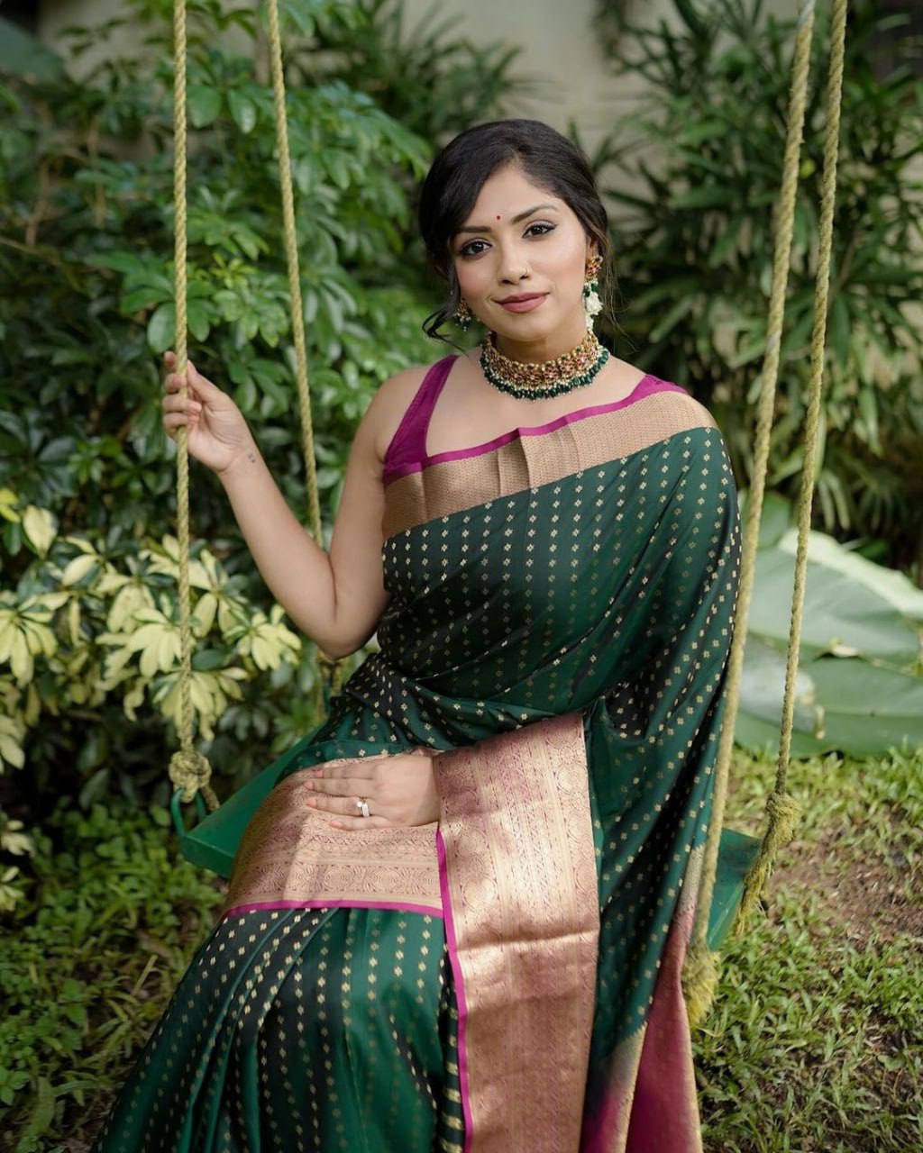 Mercurial Moss Green Soft Lichi Silk Saree Weaving Saree