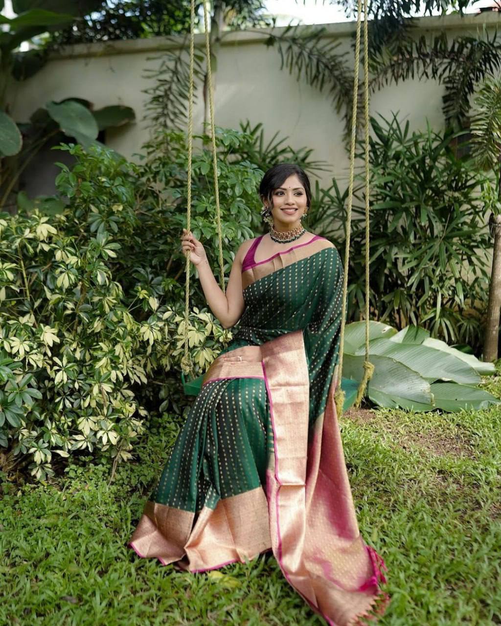 Mercurial Moss Green Soft Lichi Silk Saree Weaving Saree