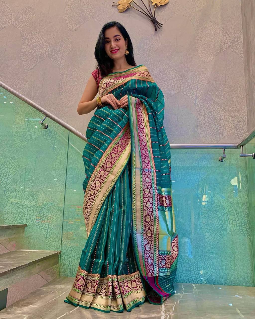 Elegant Aqua Green Soft Lichi Silk Weaving Saree