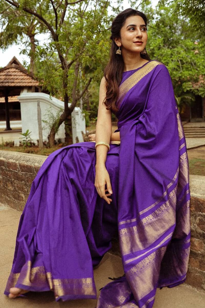 Vibrant Purple Soft Lichi Silk Weaving Saree