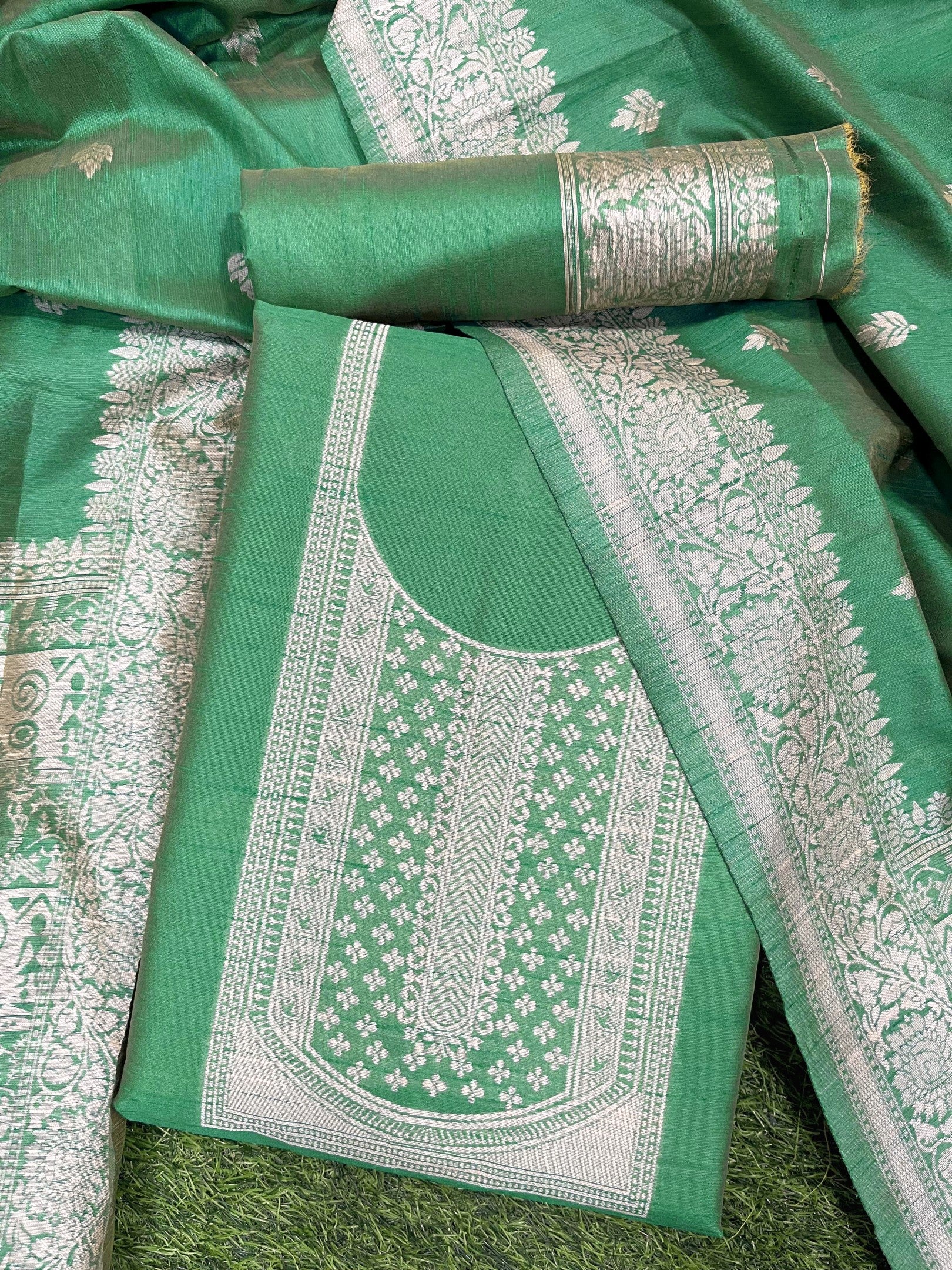 Green Handloom Raw Silk Warli Work Unstitched 3pis Dress Material