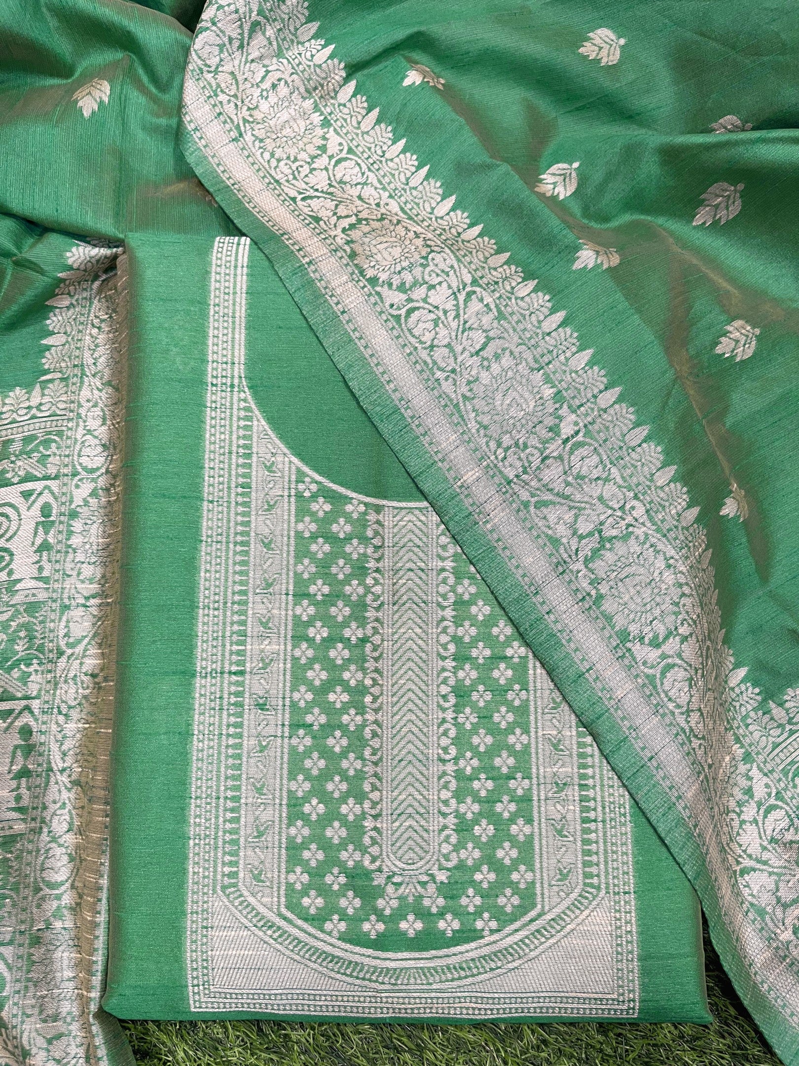 Green Handloom Raw Silk Warli Work Unstitched 3pis Dress Material