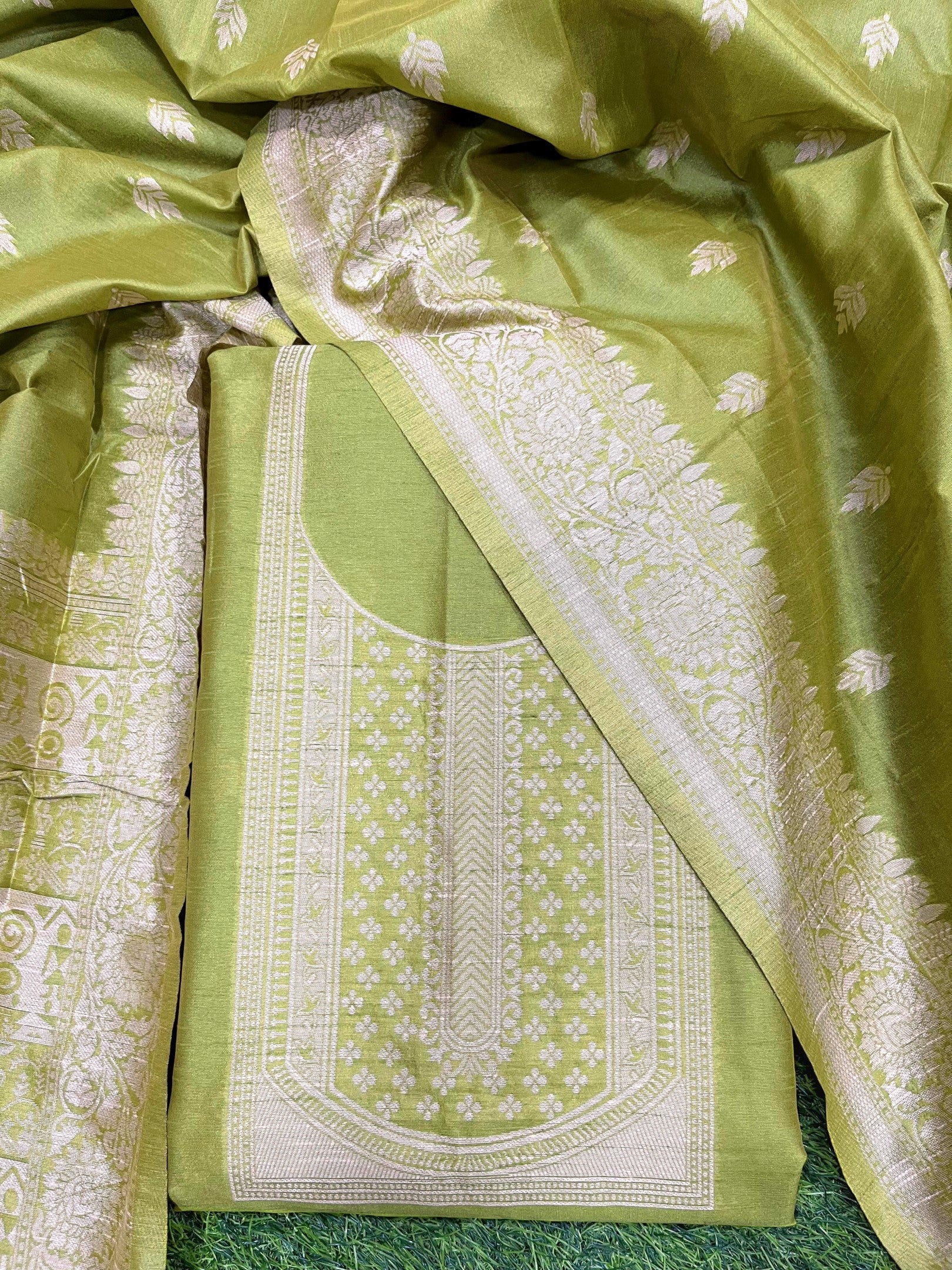 Mahendi Handloom Raw Silk Warli Work Unstitched 3pis Dress Material