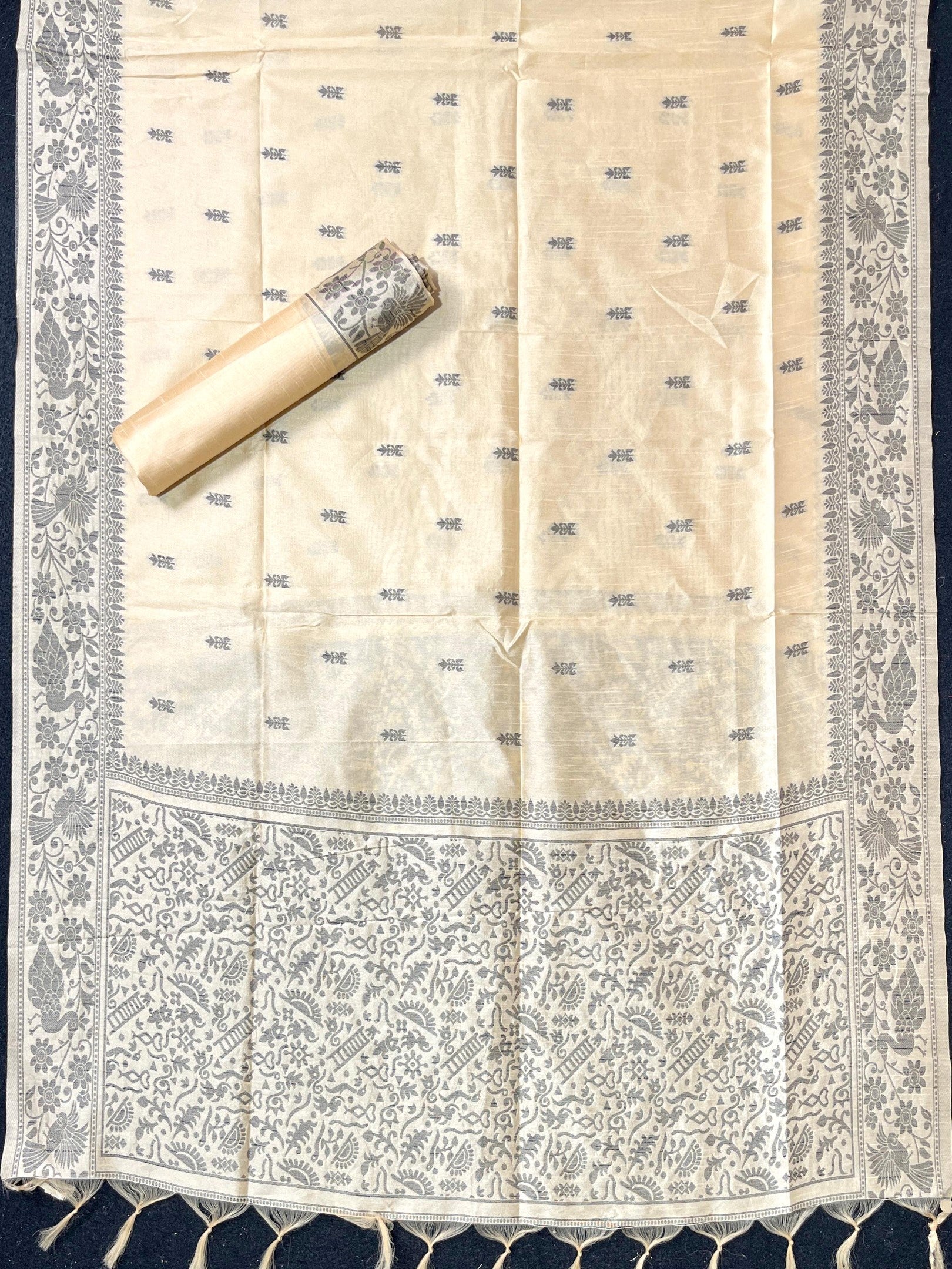 Cream Handloom Raw Silk Warli Work Unstitched 3pis Dress Material