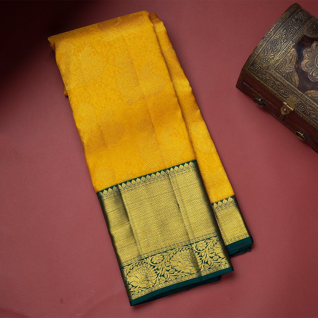 Angelic Yellow Soft Silk Weaving Saree