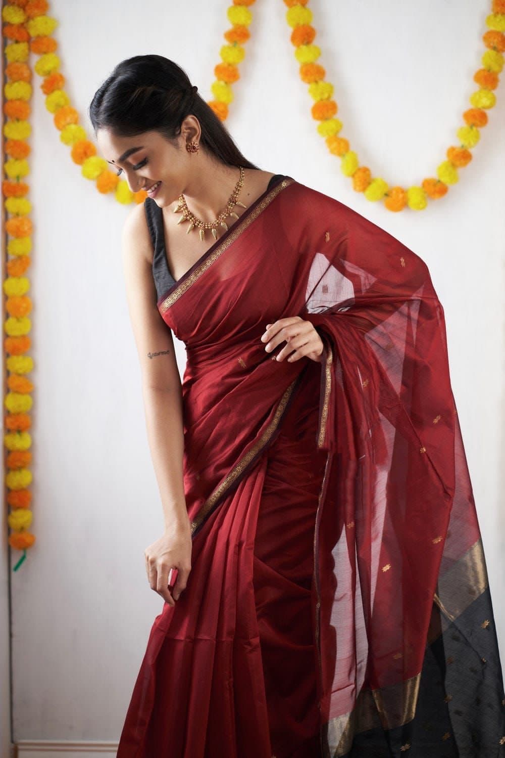 Gorgeous Maroon Cotton Silk Weaving Saree