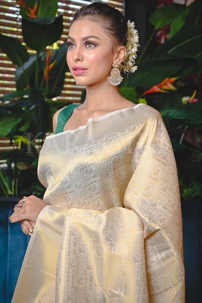 Charming Cream Kanjivaram Silk Weaving Saree
