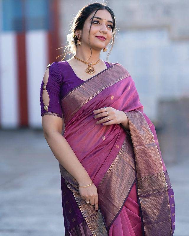 Fairytale Lavendor Soft Silk Weaving Saree