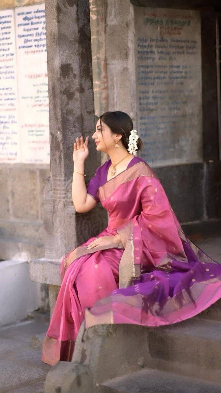 Fairytale Lavendor Soft Silk Weaving Saree