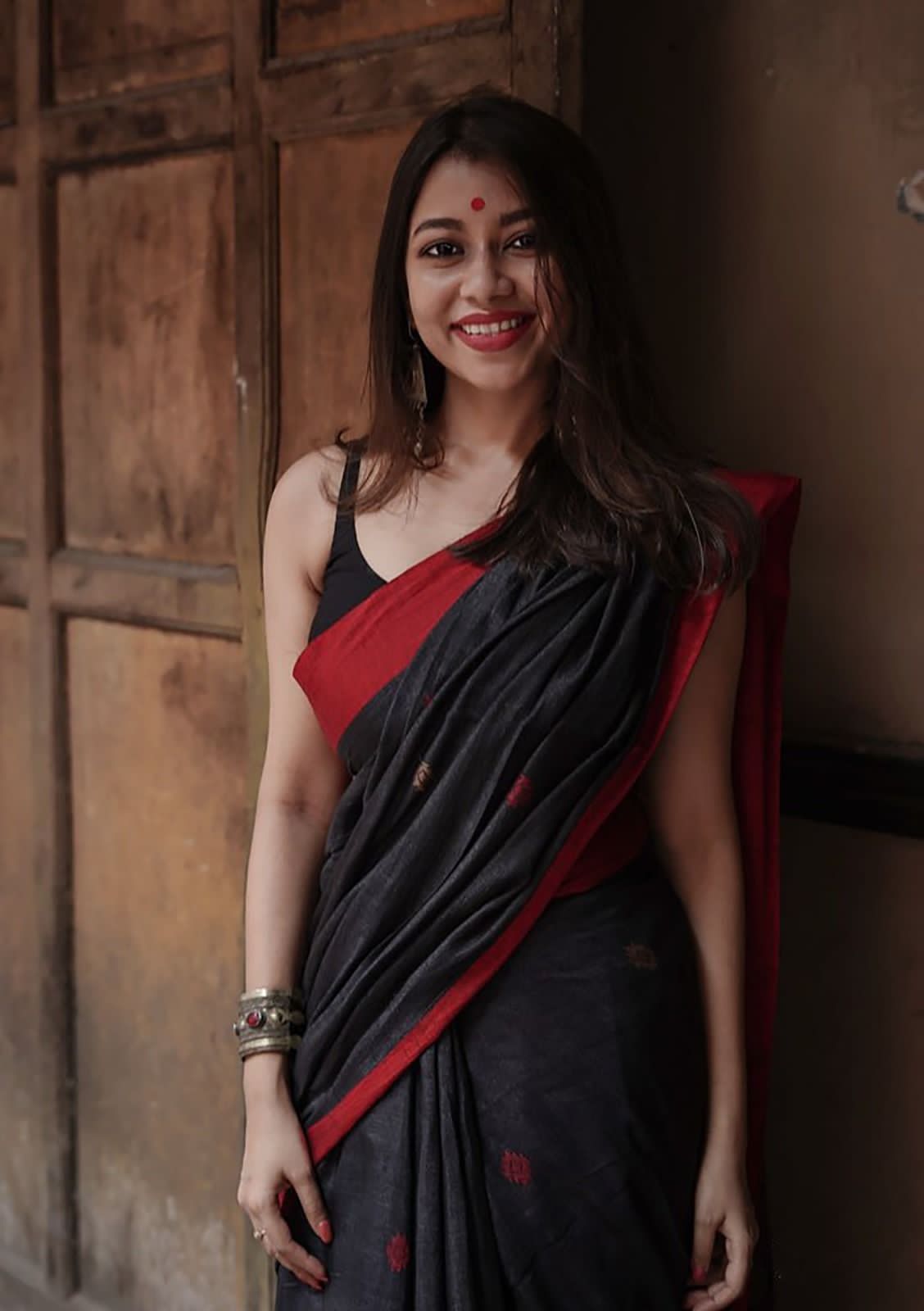 Ointment Black Cotton Silk Weaving Saree