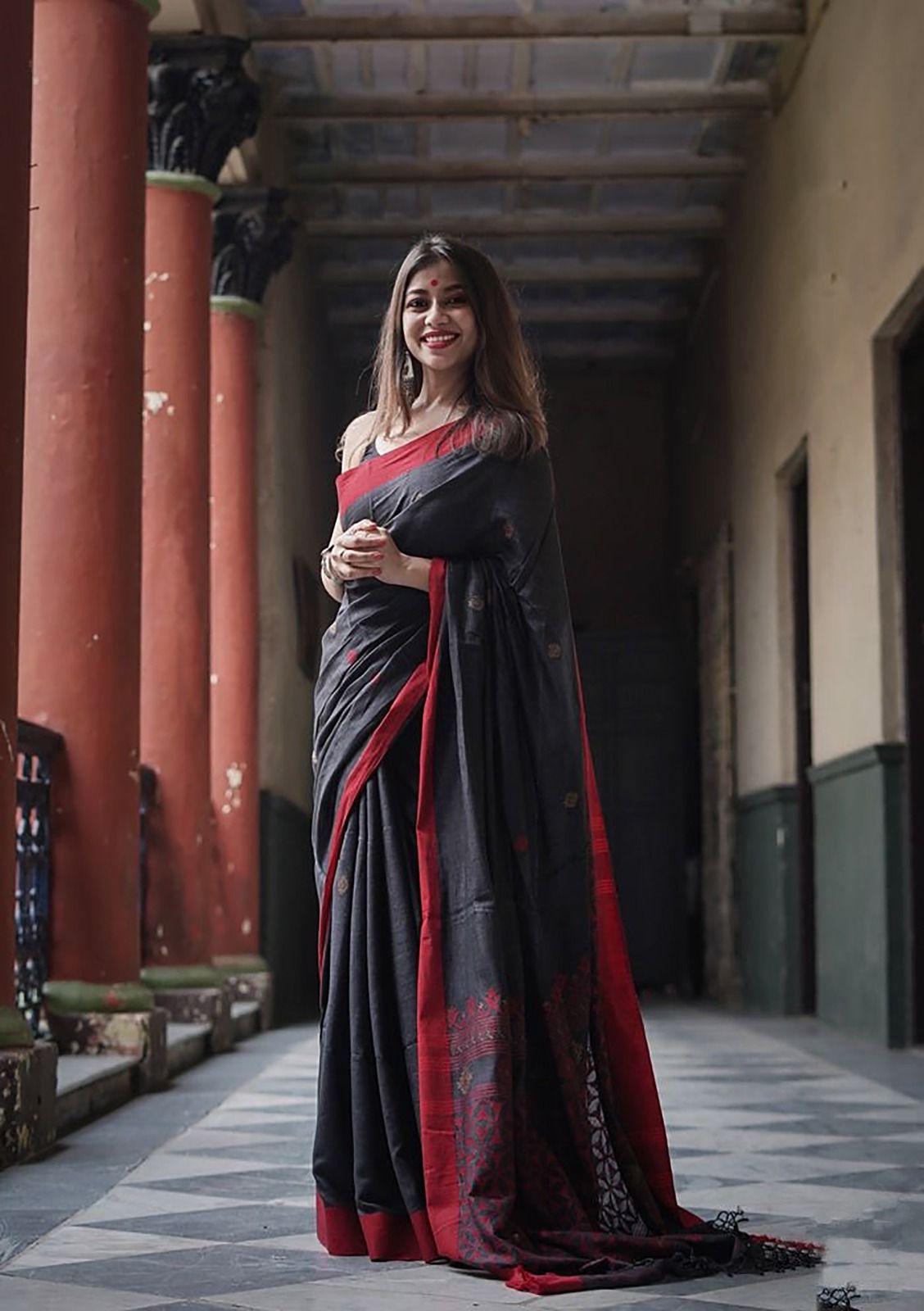 Ointment Black Cotton Silk Weaving Saree