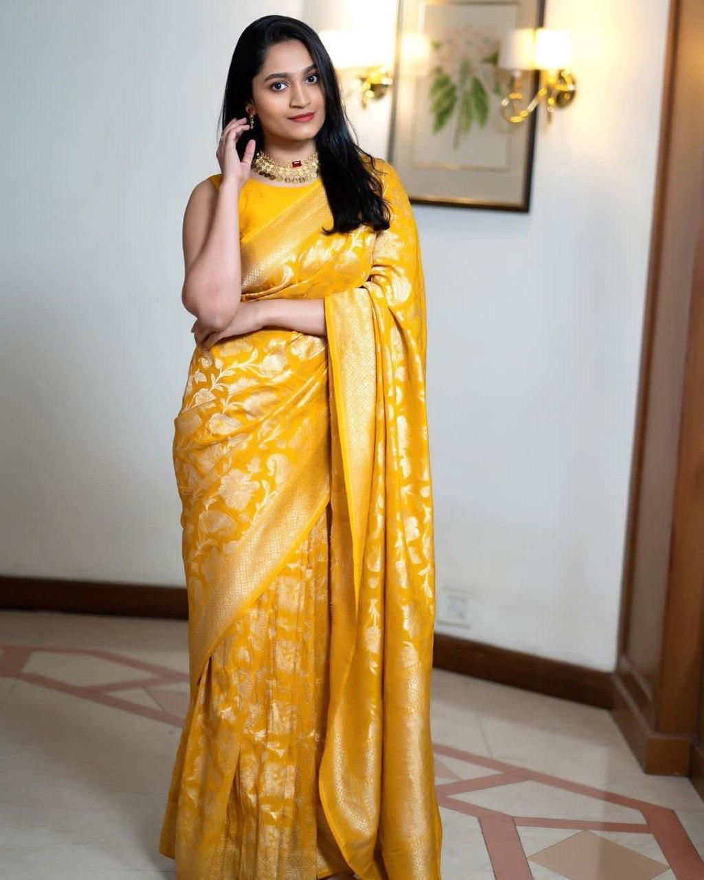 Parchment Yellow Soft Silk Weaving Saree