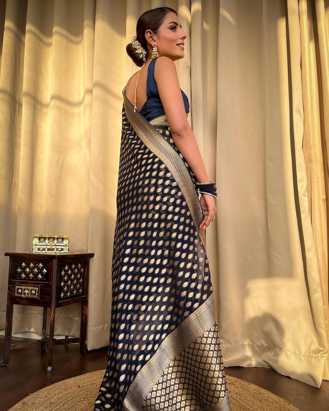 Outstanding Navy Blue Soft Banarasi Silk Weaving Saree