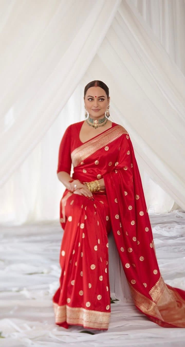 Brilliant Red Soft Silk Weaving Saree