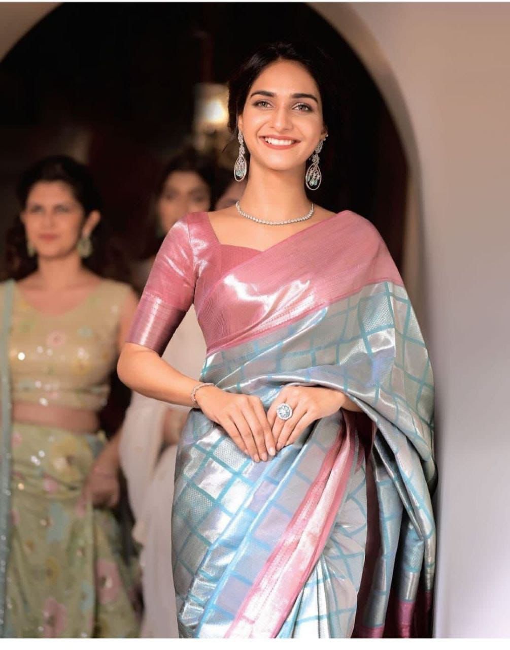 Priceless Grey Soft Silk Weaving Saree