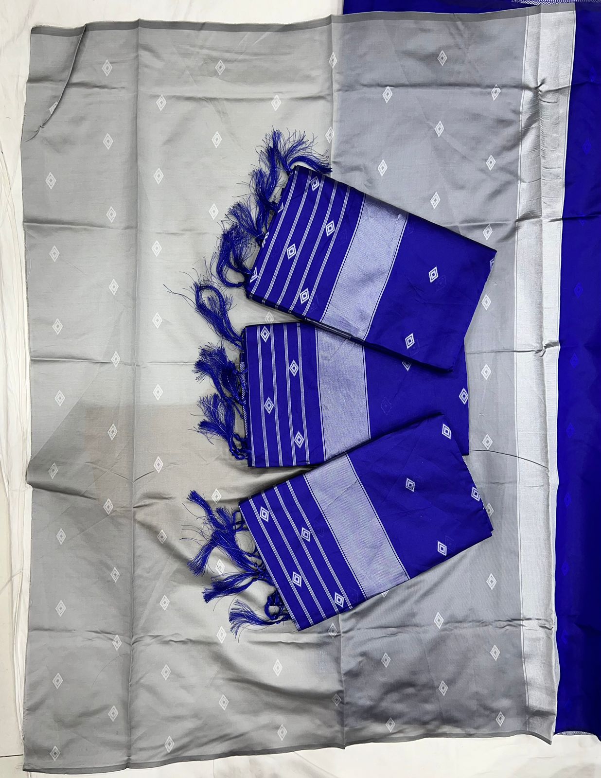 Peerless Royal Blue Soft Silk Weaving Saree
