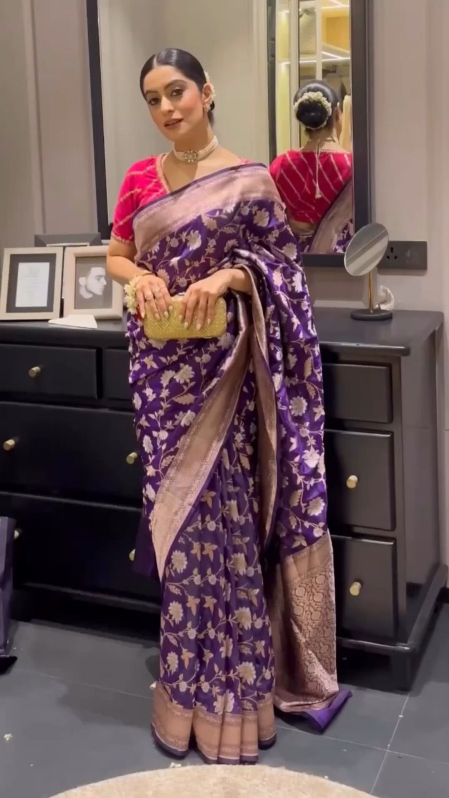 Irreplaceable Purple Soft Silk Weaving Saree