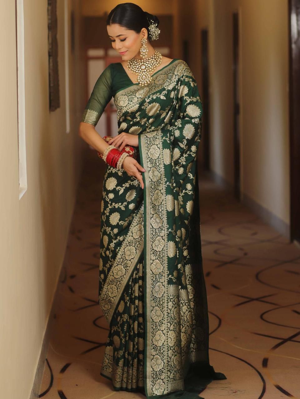 Desultory Green Soft Silk Weaving Saree