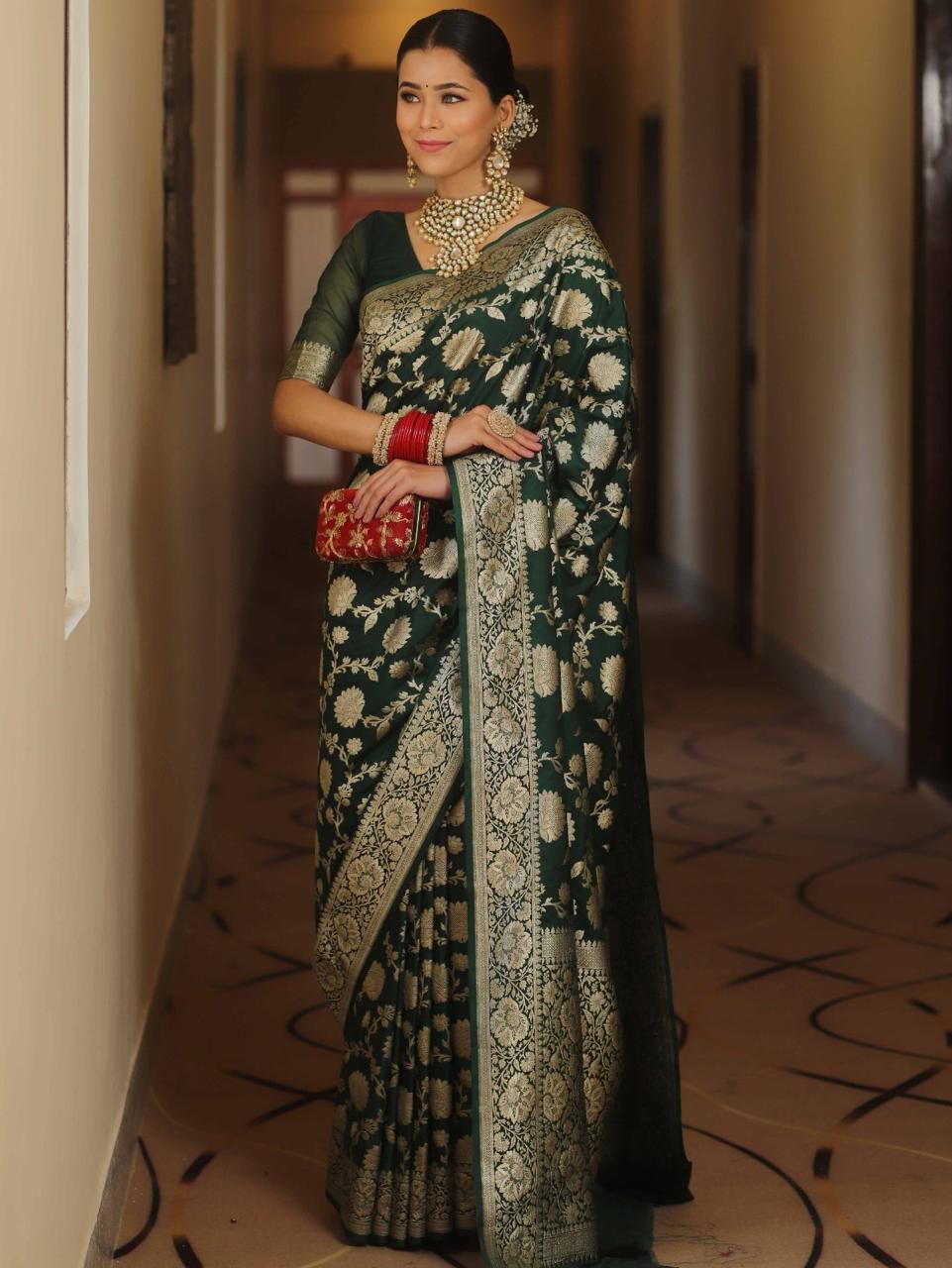 Desultory Green Soft Silk Weaving Saree