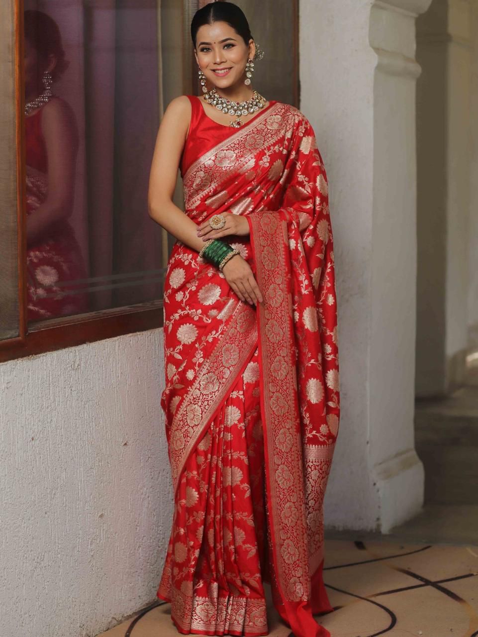 Fairytale Red Soft Silk Weaving Saree