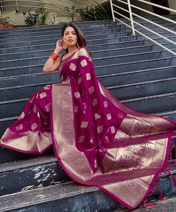 Splendid Purple Soft Silk Weaving Saree