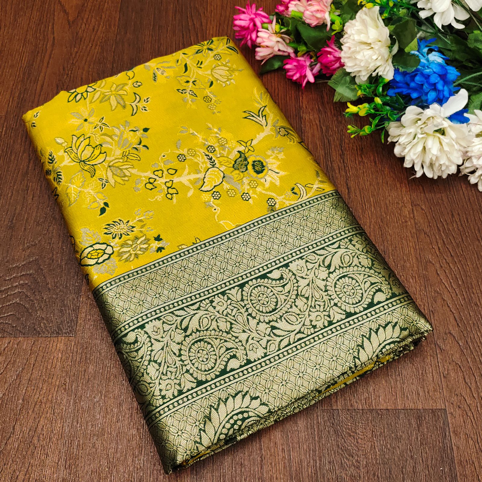 Outstanding Yellow Soft Silk Weaving Saree