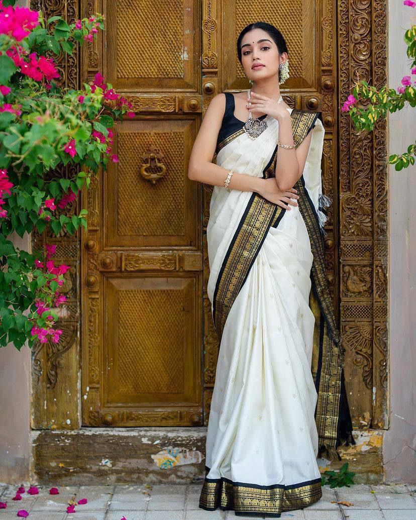 Charming Off White Soft Silk Weaving Saree