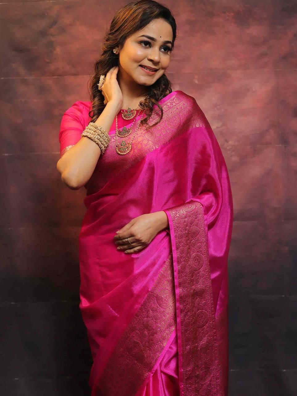 Sumptuous Dark Pink Soft Silk Weaving Saree