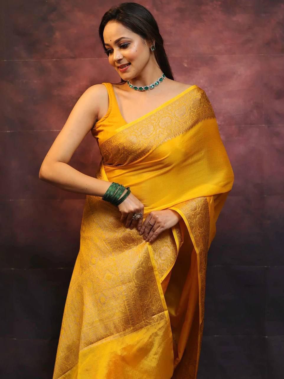 Mesmeric Yellow Soft Silk Weaving Saree
