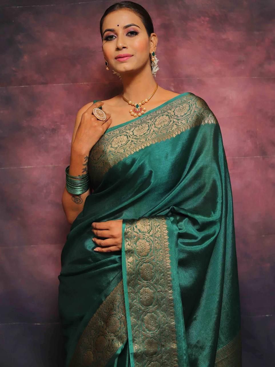 Ailurophile Green Soft Silk Weaving Saree