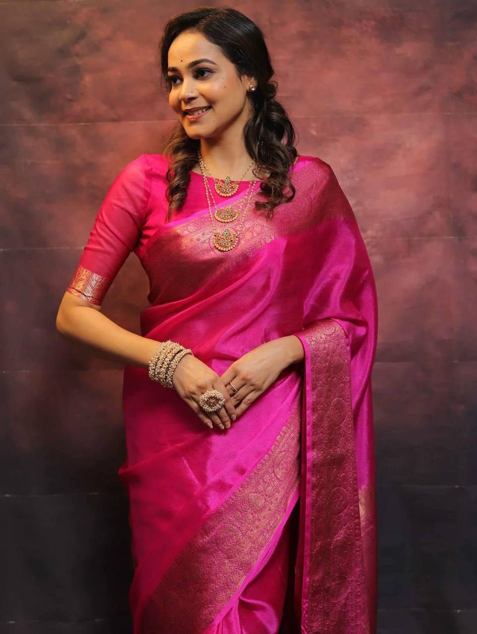 Sumptuous Dark Pink Soft Silk Weaving Saree
