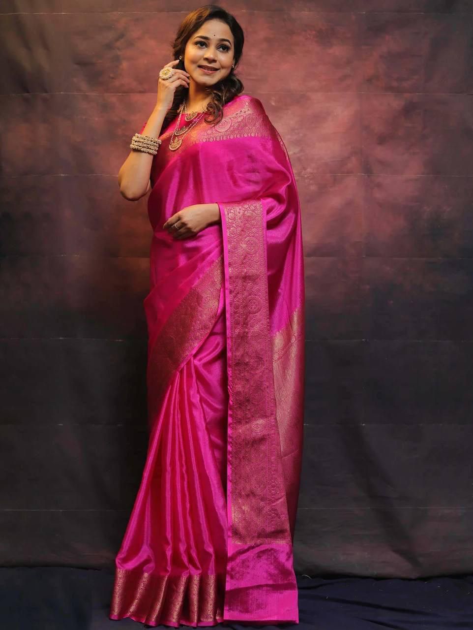 Sumptuous Dark Pink Soft Silk Weaving Saree