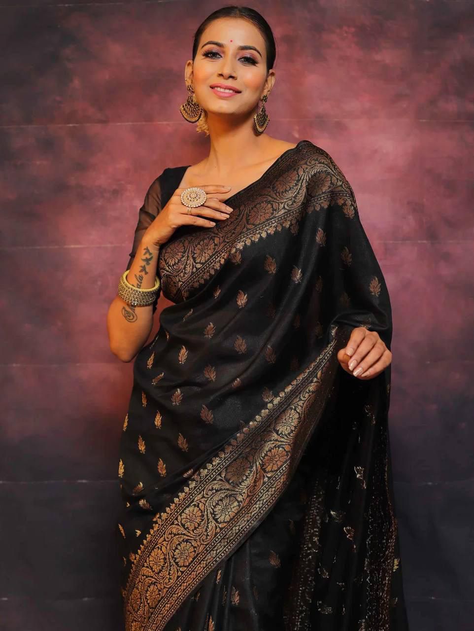 Alluring Soft Silk Weaving Saree