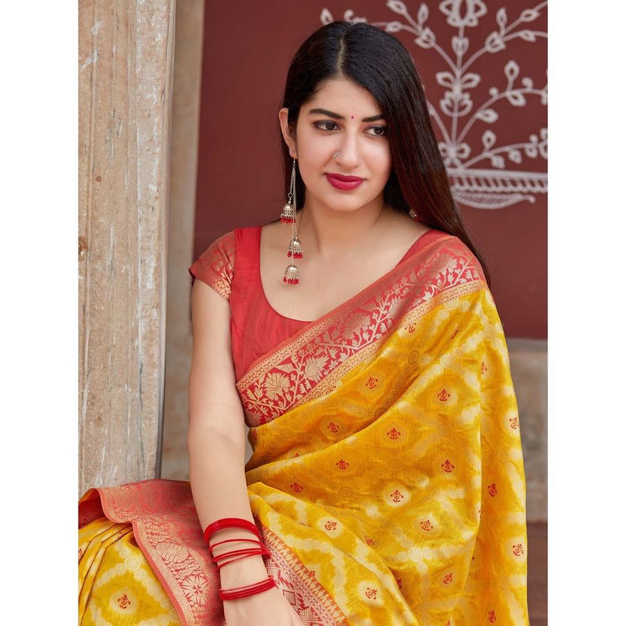 Brilliant Yellow Soft Silk Weaving Saree