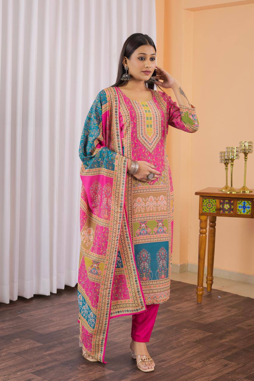 Confounding Pink Maslin Digital Print Suit Set