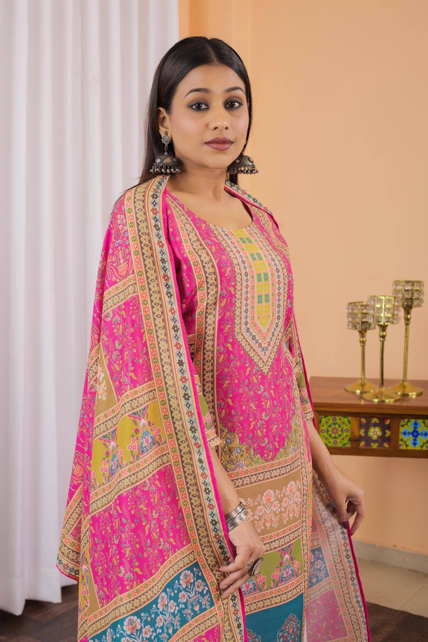 Confounding Pink Maslin Digital Print Suit Set