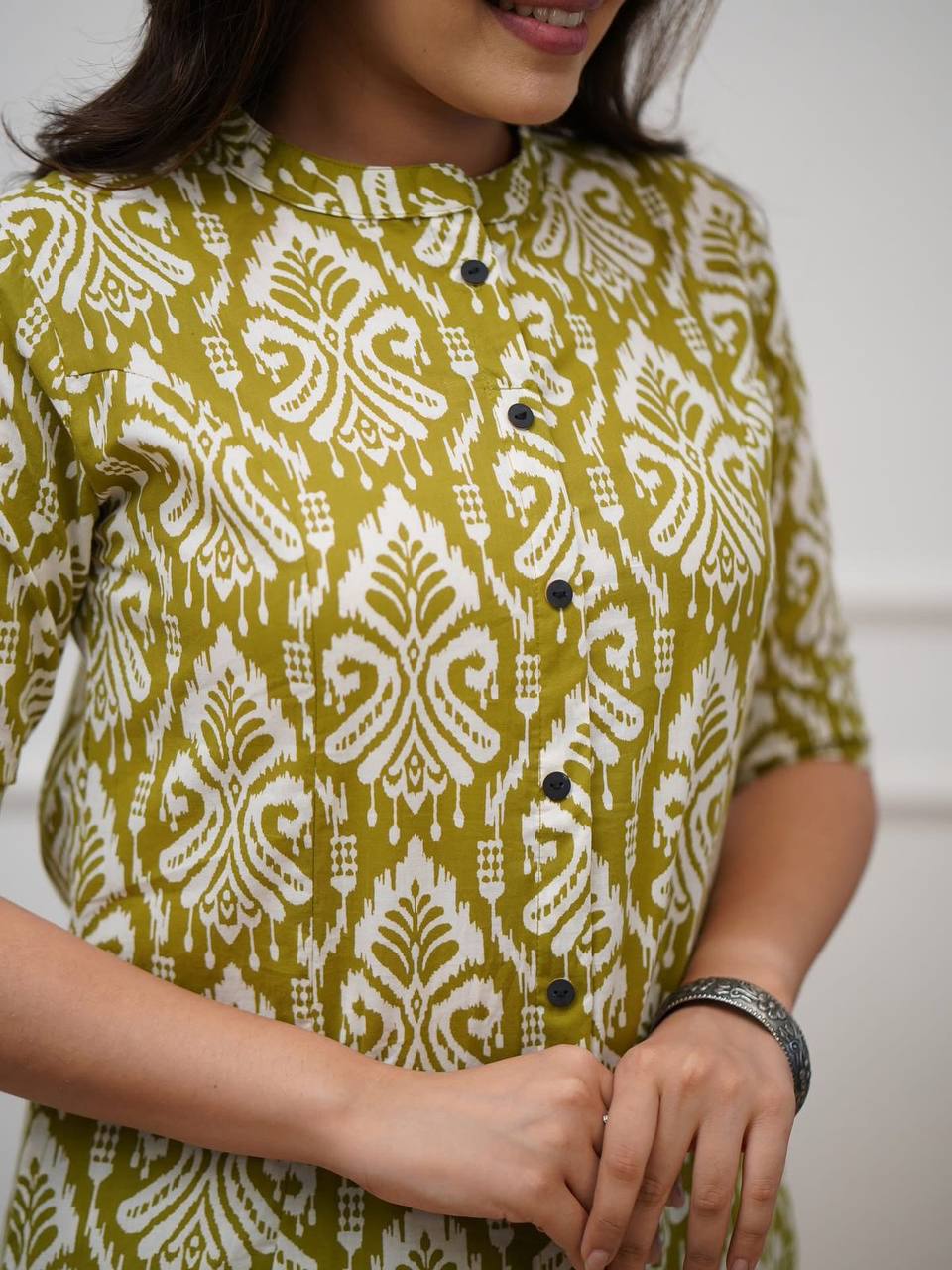 Ailurophile Mehandi Pure Cotton Slub Printed Kurta Set