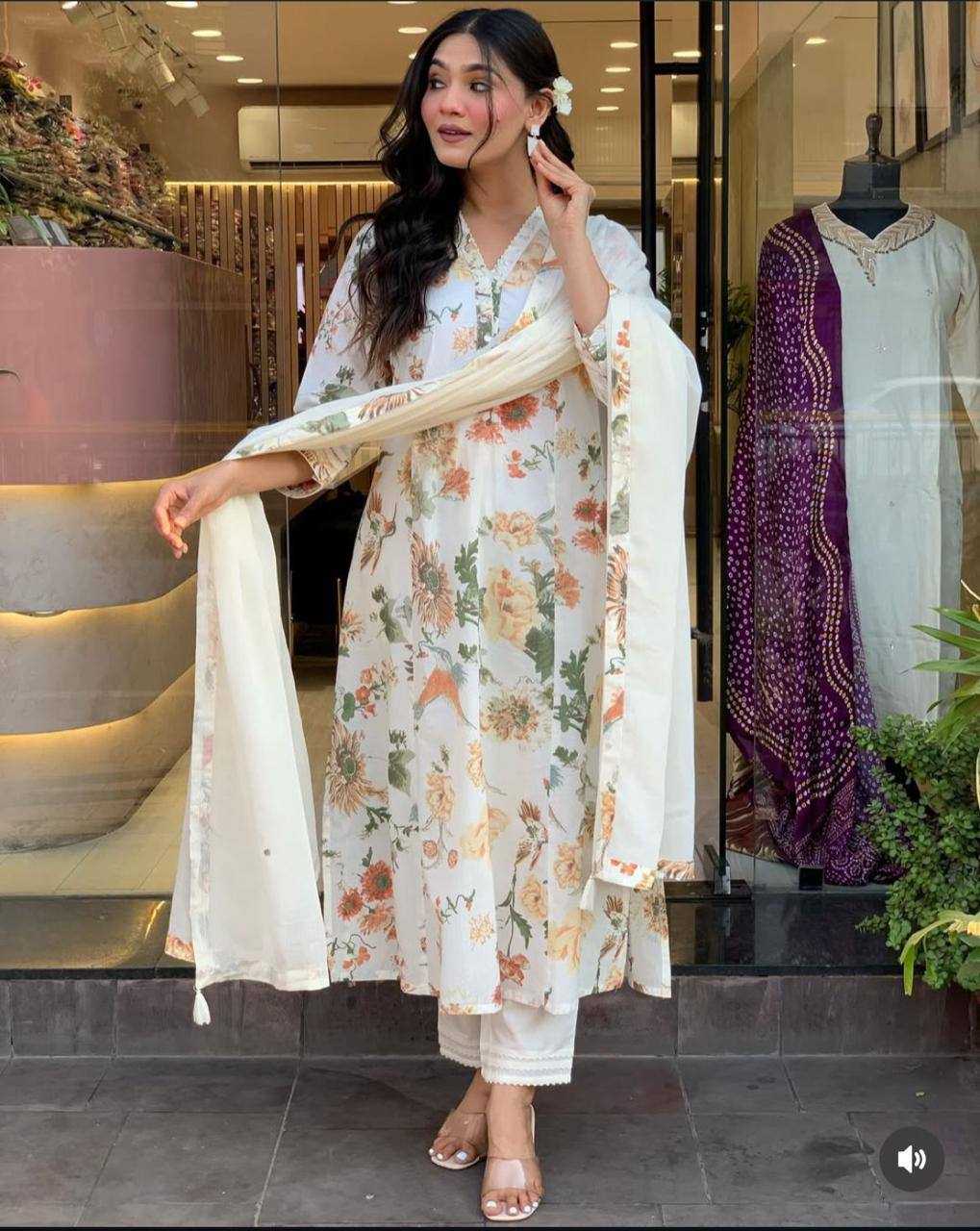 Blooming Off White Mul Cotten Flower Printed Suit Set
