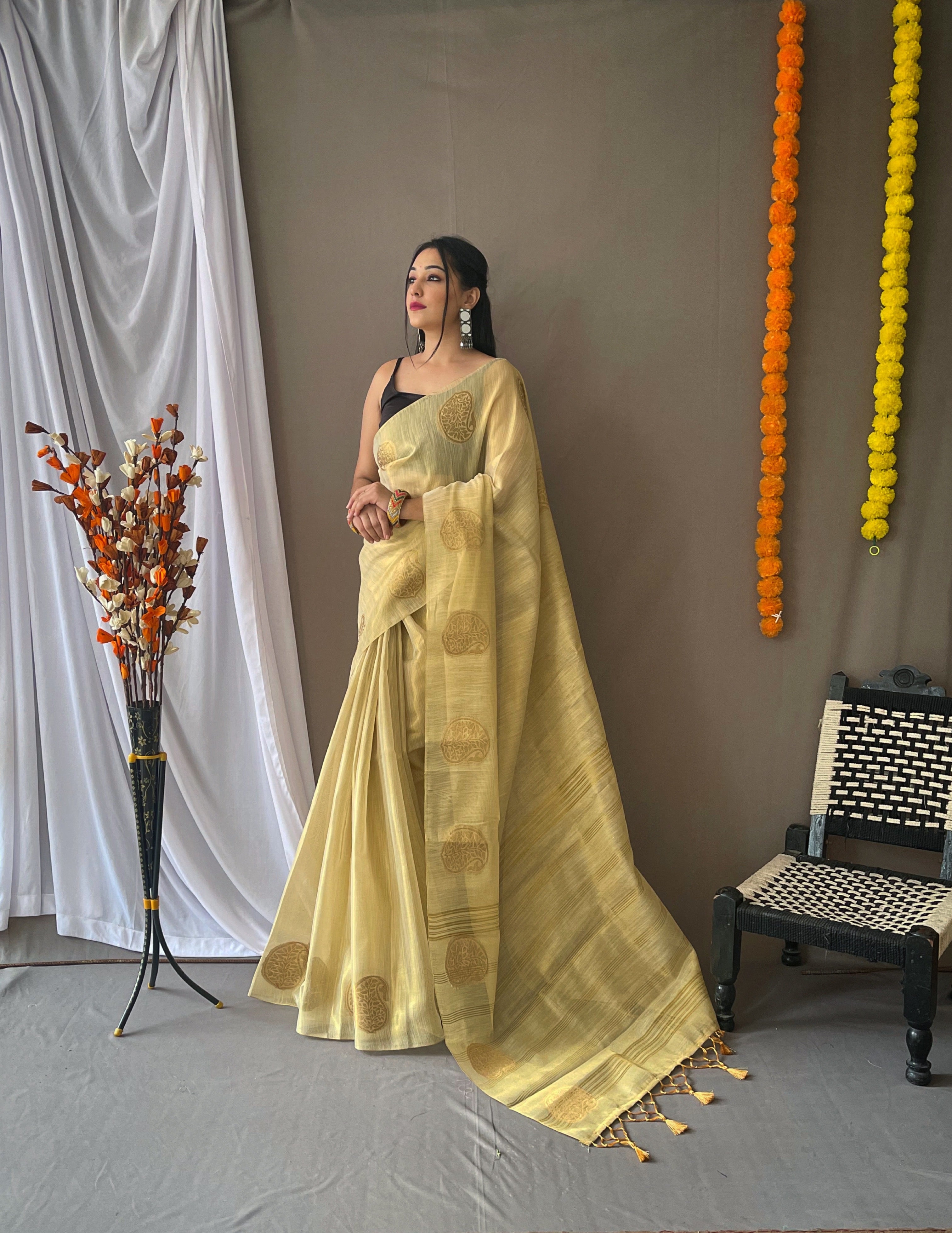 Sand Woven Tissue Silk Zari Weaving Saree