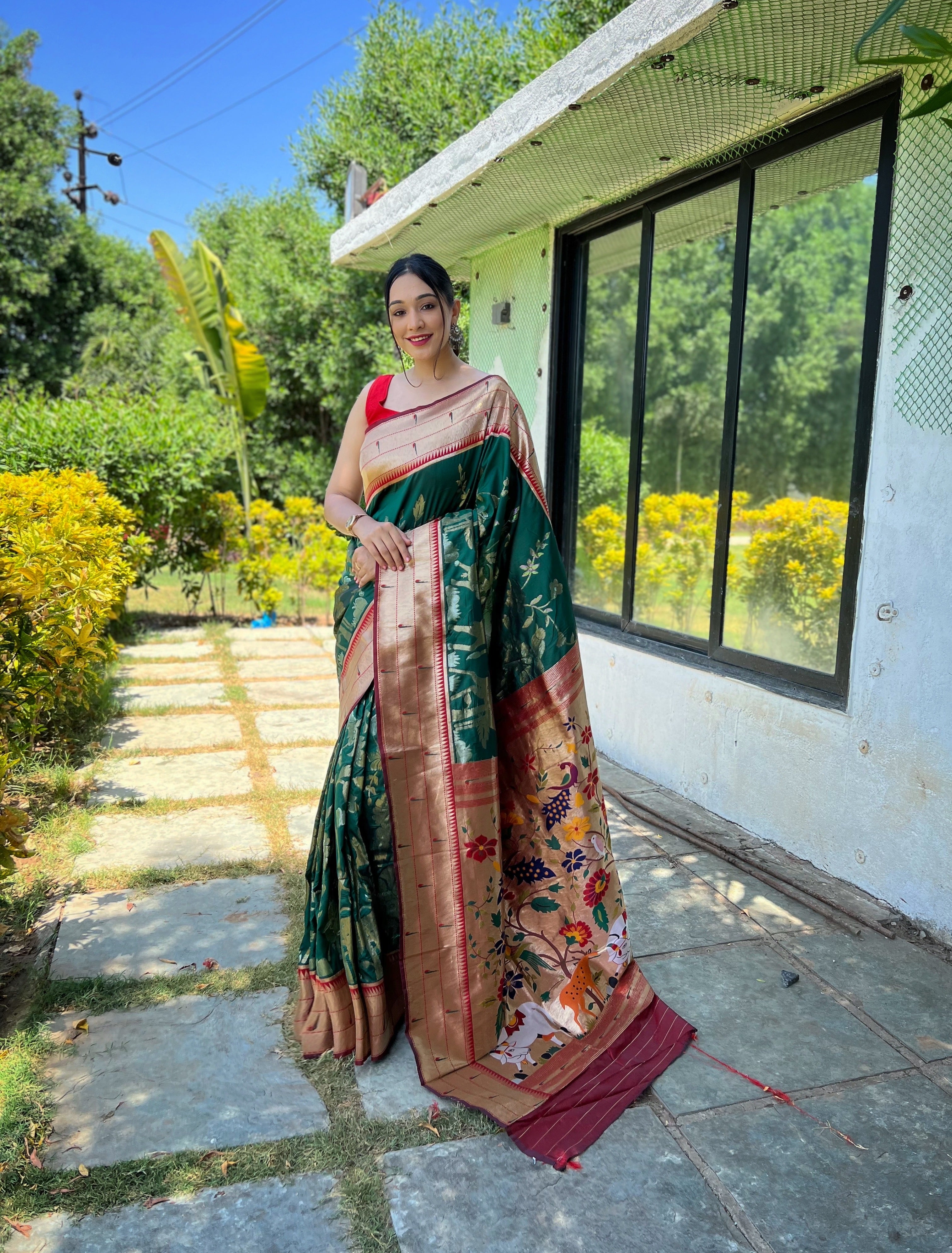 Traditional Design Patterns Green Soft paithani silk saree