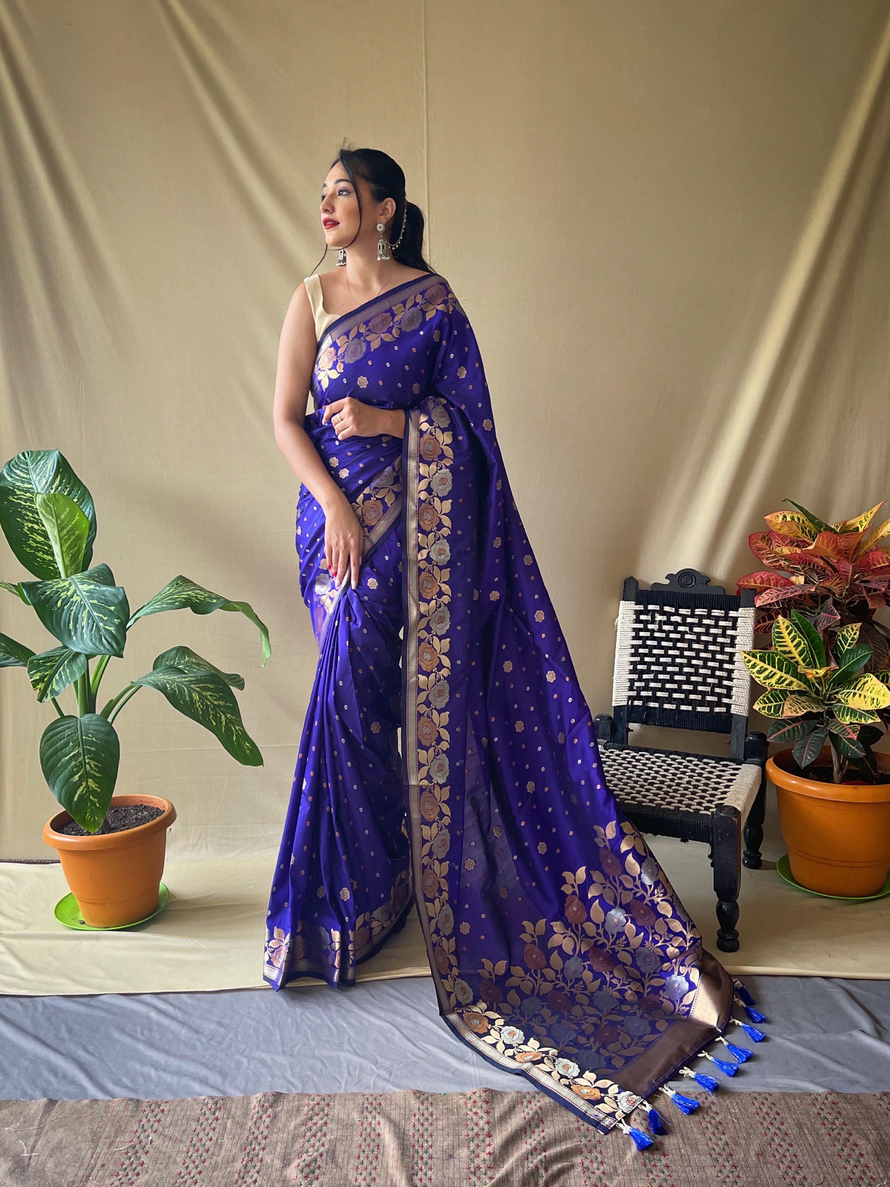 Royal blue Floral Woven Banarasi Silk Saree
