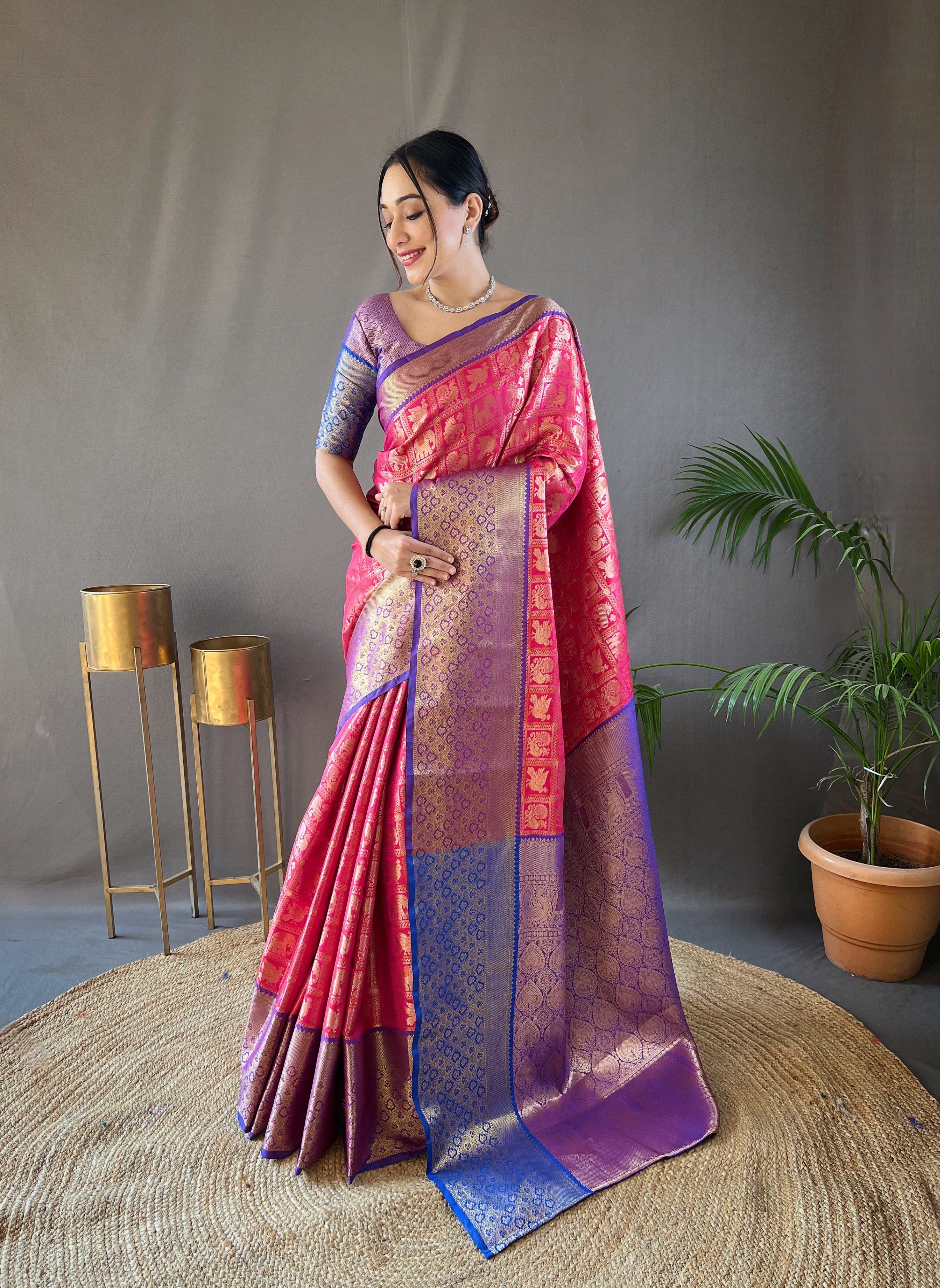 Blended Silk Zari Weaving Petal Pink Kanjivaram Saree