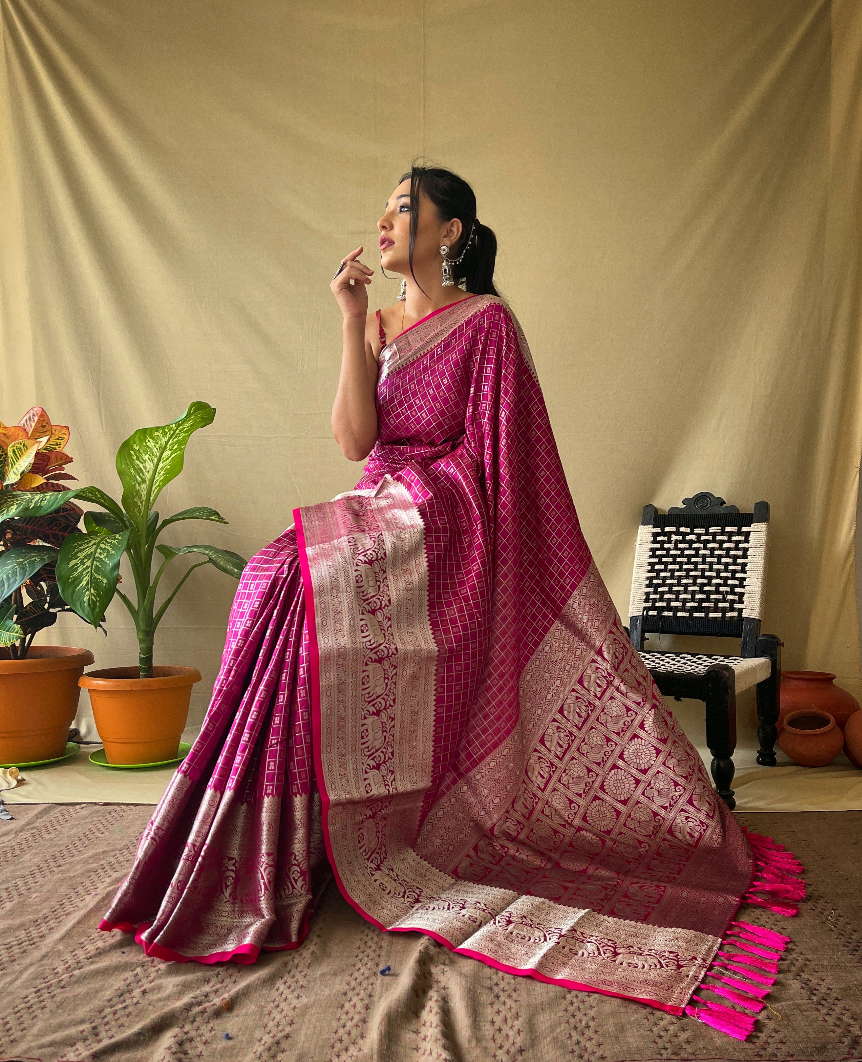 Pink Banarasi Silk Zari Weaving Saree