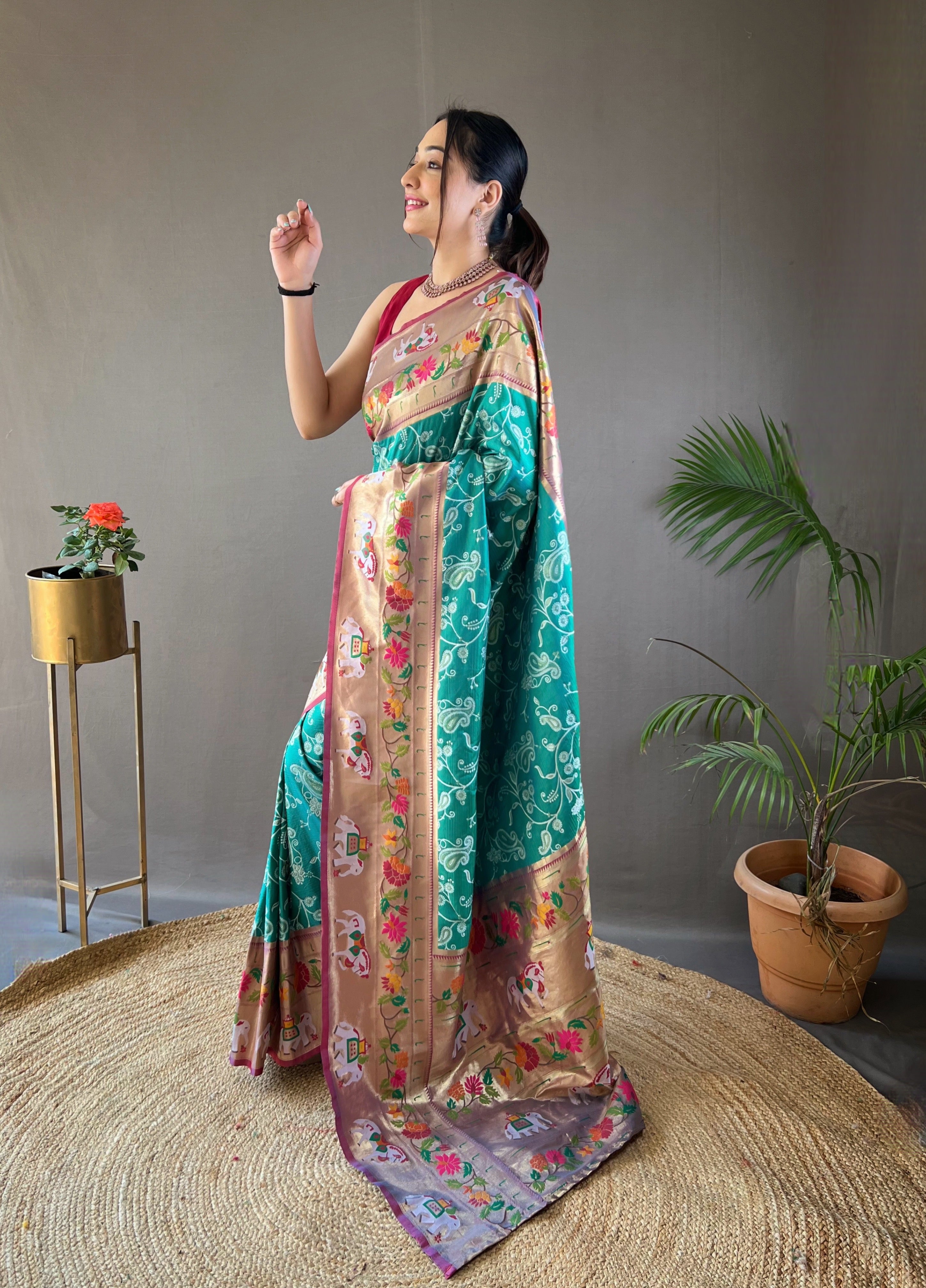 Pure Soft Light Sea Green paithani Patola Silk Saree
