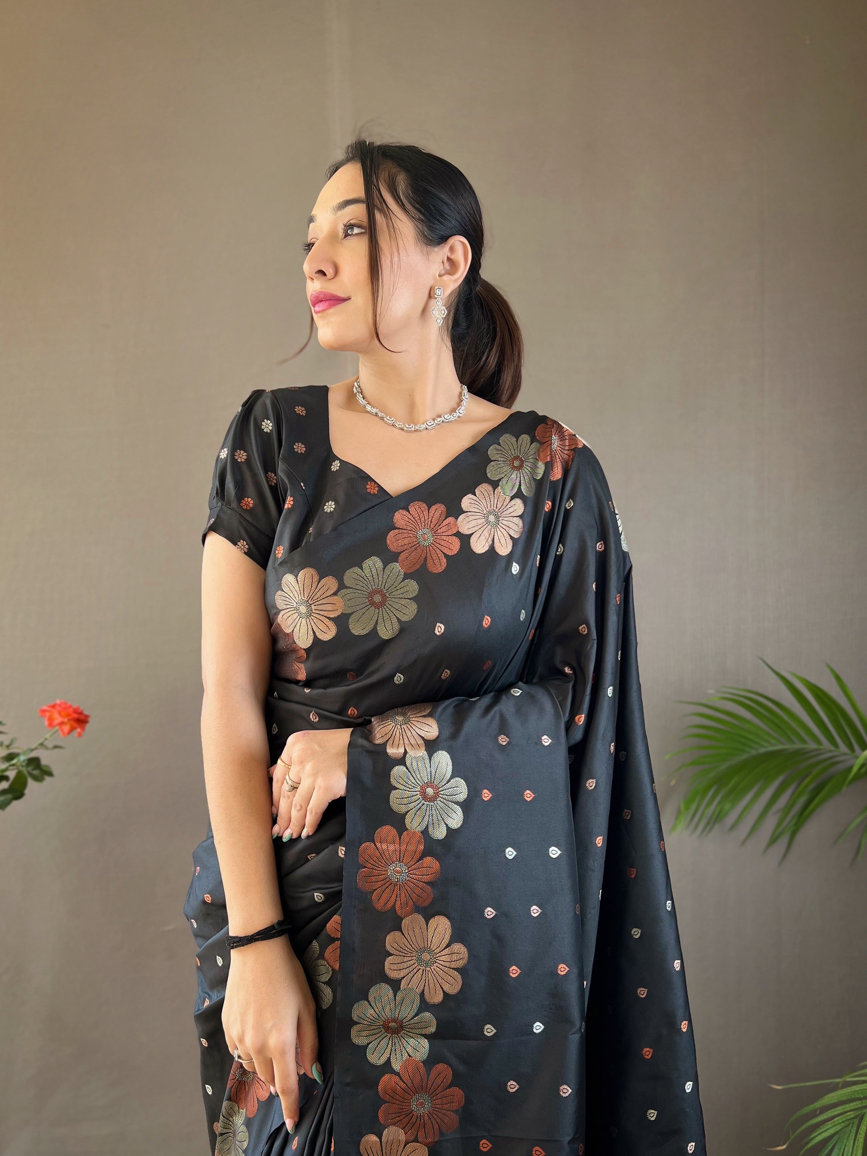 Black weaving flower panel Soft Banarasi Silk Saree