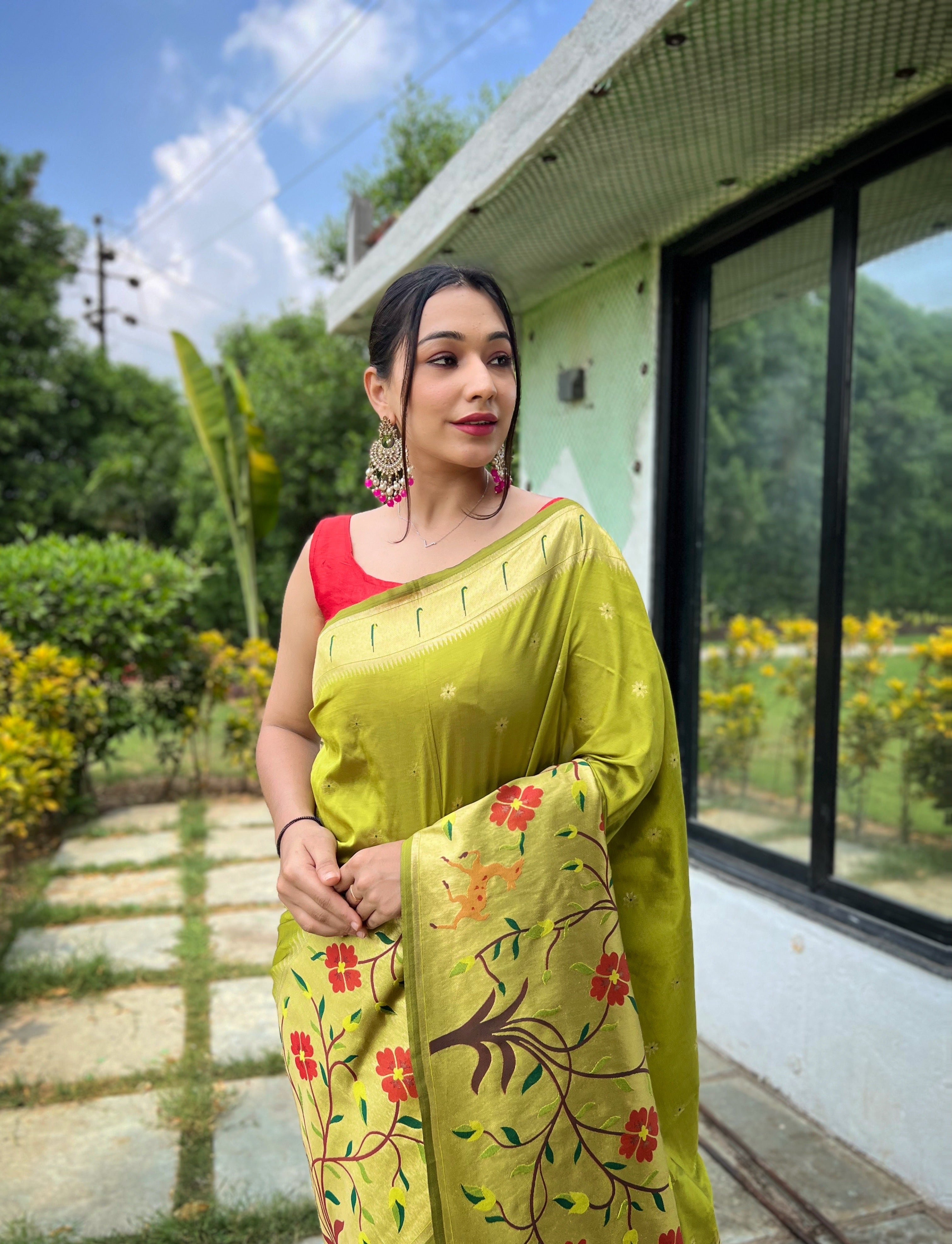 Elegant Paithani Traditional Border  Parrot Green Paithani Silk Saree